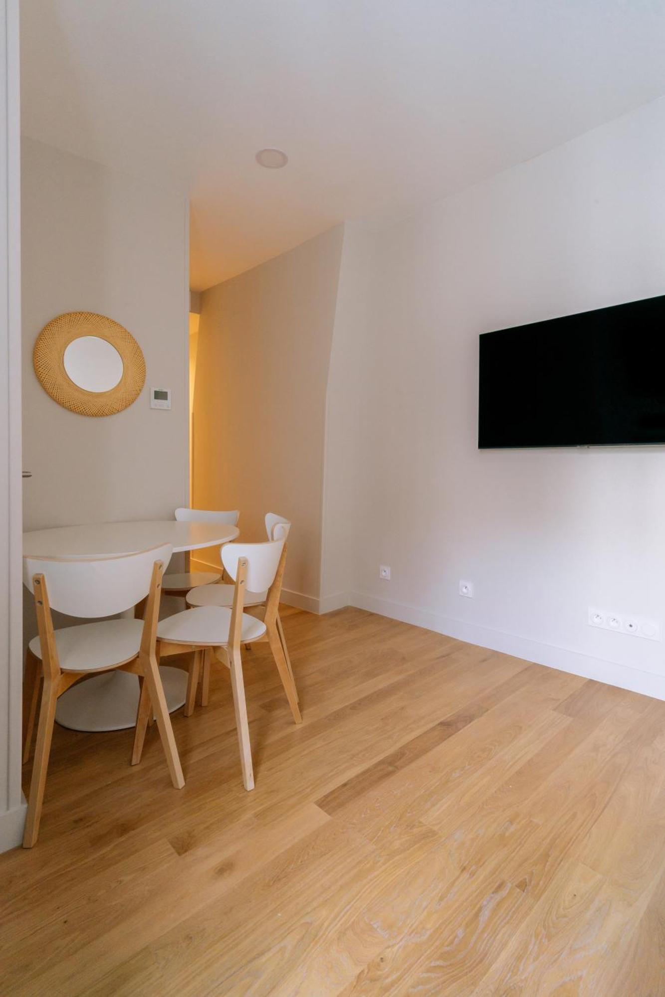 Stunning 1 Bedroom Apartment In Párizs Kültér fotó